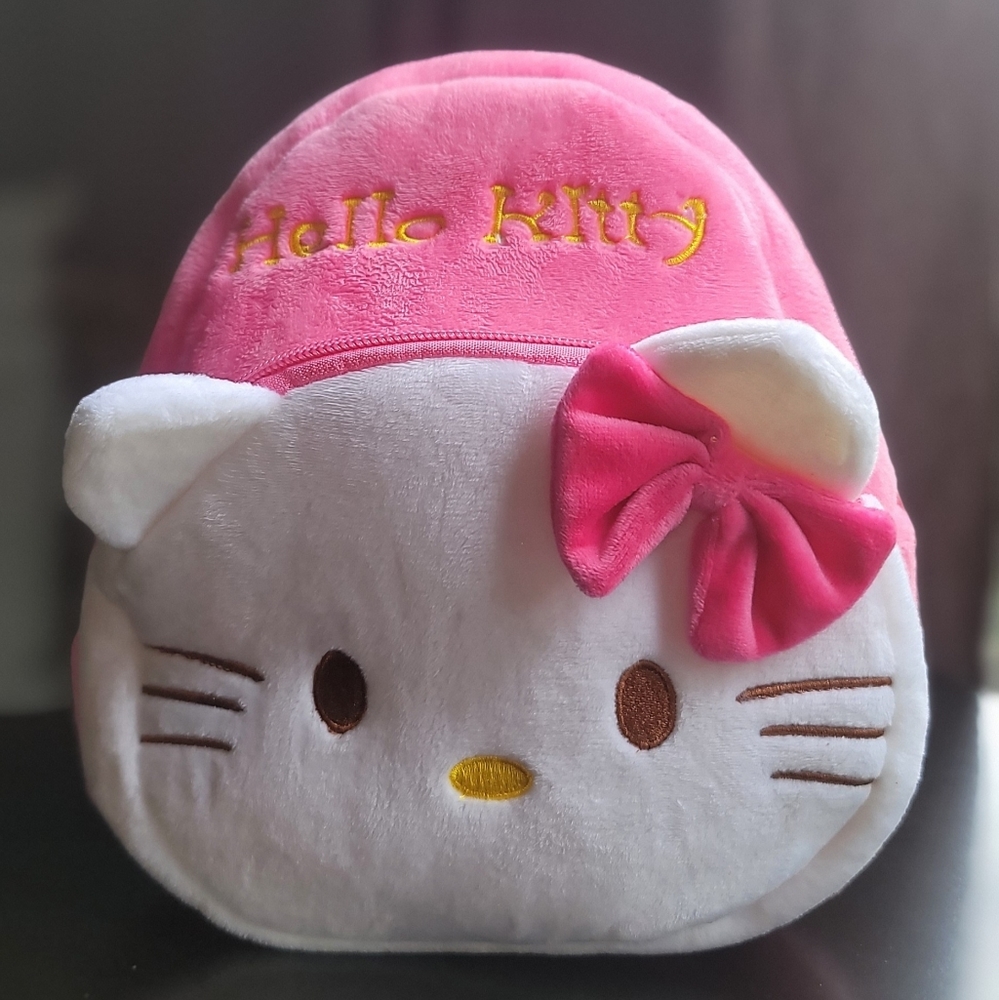 Small Hello Kitty backpack